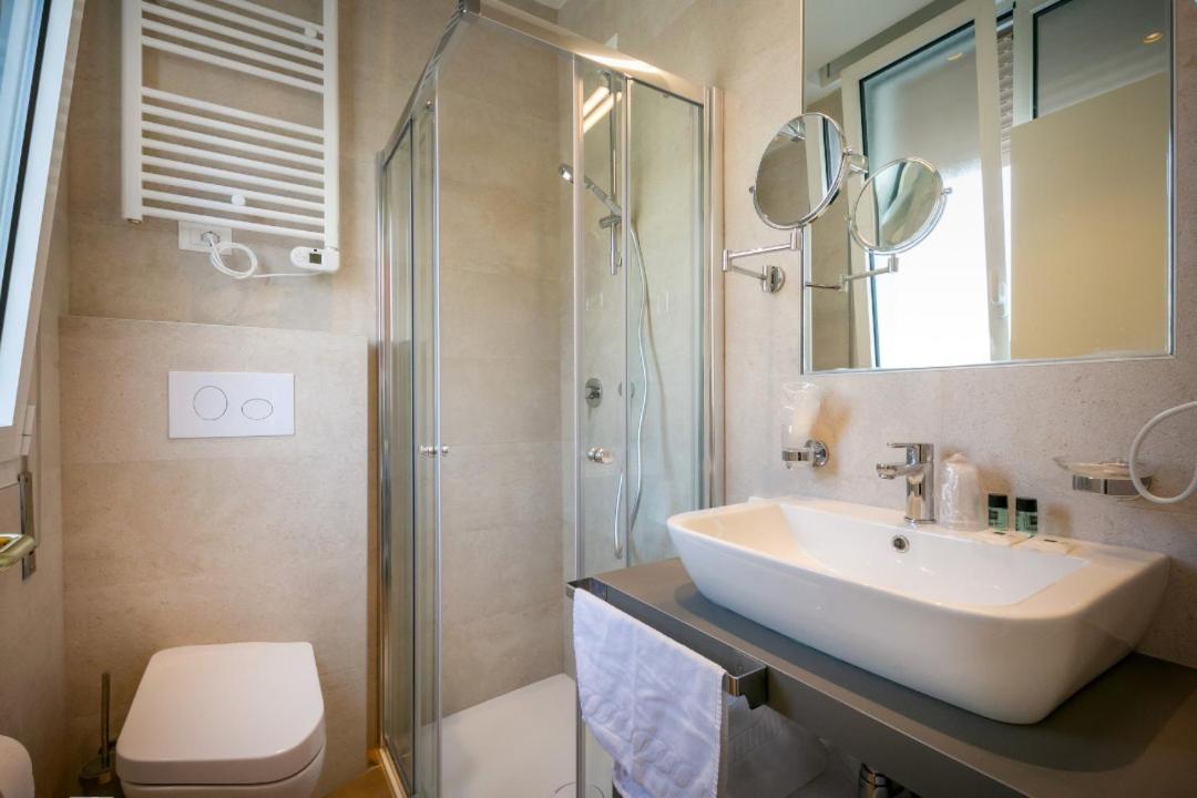 Hotel Le Lampare Caorle Exterior foto