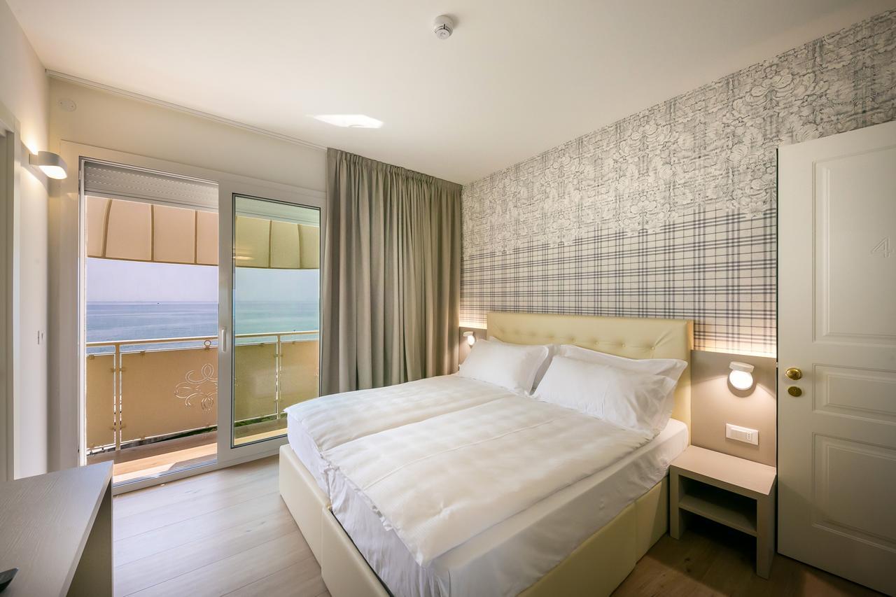 Hotel Le Lampare Caorle Exterior foto
